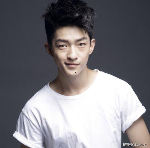 娱乐圈吃瓜爆料周翊然,揭秘明星背后的故事